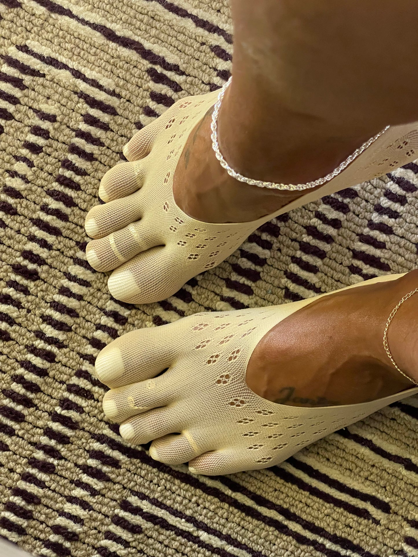 Invisible Split Toe Socks