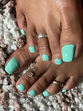 Load image into Gallery viewer, Vivi Vice Toe Ring Collection
